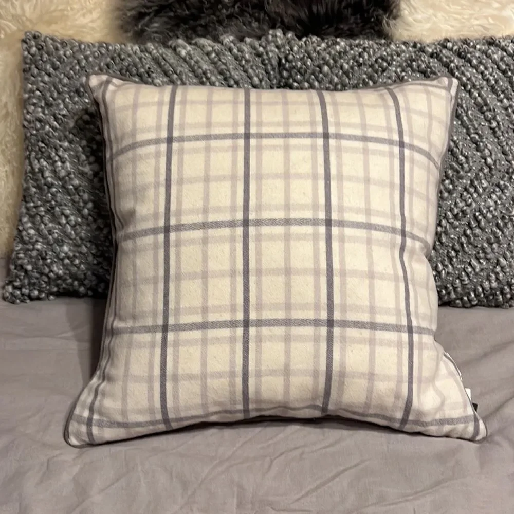 Ralph Lauren Plaid Wool Throw Pillow 20”X20”‎